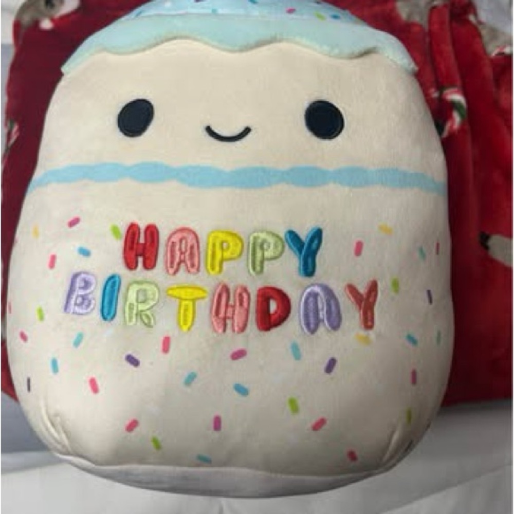 NWT Squishmallows Cream Birthday Cake Plush with Pastel Accents